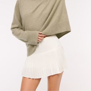 Abercrombie high Rise Drop-Waist Pleated Mini Skort xxs